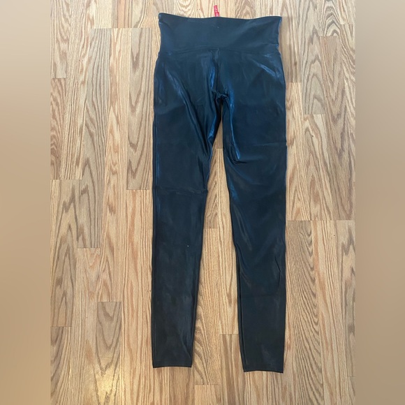 Spanx Faux Leather Leggings - Picture 3 of 6